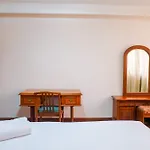 3 Bedrooms Luxury Senopati Scbd Apartment By Travelio
