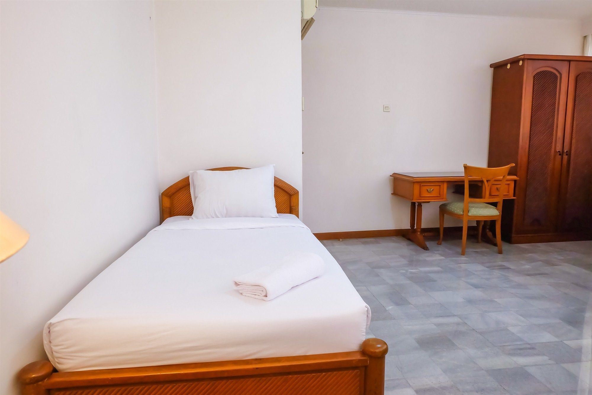 3 Bedrooms Luxury Senopati Scbd By Travelio
